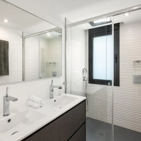 Villa Angelique, 5 Bdr With Private Pool In Puerto Banus
